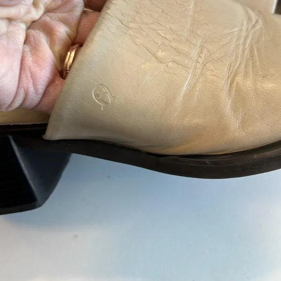 Eitenne Aigner - 8.5, beige/taupe slip ons heeled sandals - Picture 3 of 7